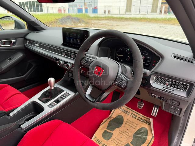 6KM 6A 2025 Honda CIVIC FL5 TYPE R NEW CAR MILEAGE - 5