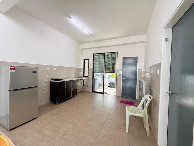 [NEW]🔥Ayden Townhouse Residence 3R3B Partial Furnished Near KLIA 1