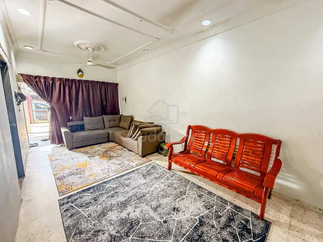RENOVATED! Single Storey Terraced House at Jalan Dato Dagang, Klang 1