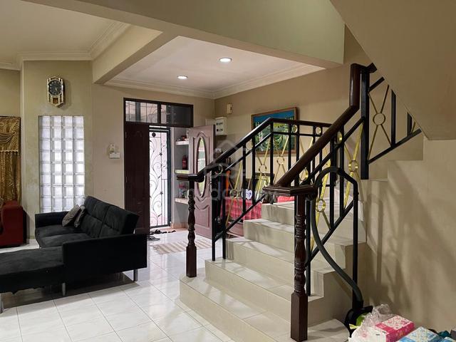 Taman D’Utama Perling Double Storey Unblock View 4