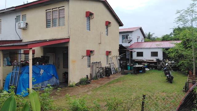 16 x 30 Pekan Razaki Gunung Rapat Ipoh 1