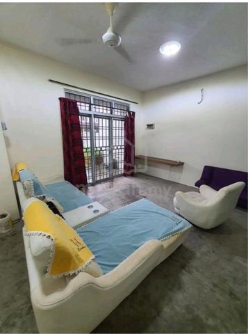 All Race Iskandar Puteri Bukit indah 19 5 rooms 4 airconds 3 heaters 1