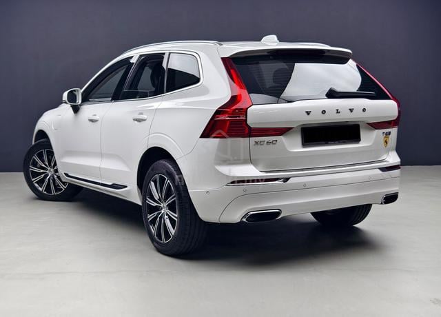 MIL72K2019 Volvo XC60 2.0 T8 INSCRIPTION FSR VOLVO - 2