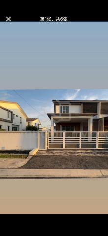 Facing Playground Yarra Park Westfield Double Semi-D For Rent 1