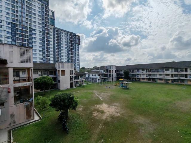 Ixora Apartment ( Garden Avenue ) 1