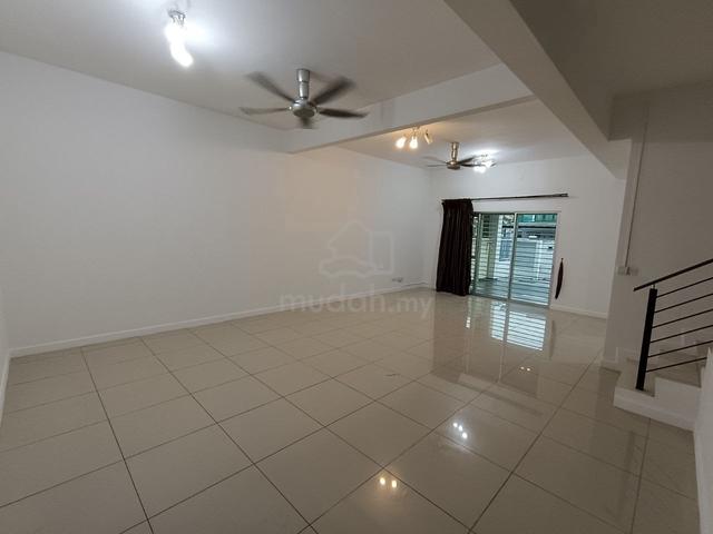 Taman Nusa Idaman 8,Double Storey 24x75 ,Below Market price for sale 1