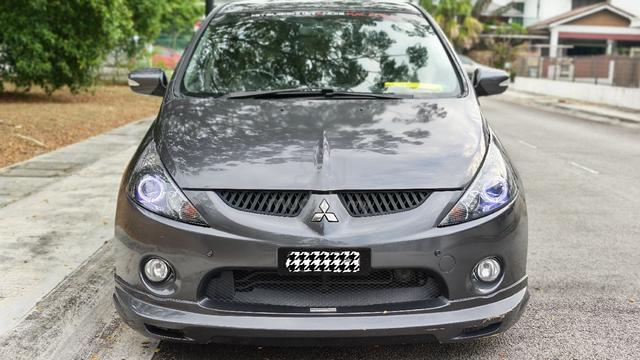 2003 Mitsubishi GRANDIS 2.4 (A) - 3