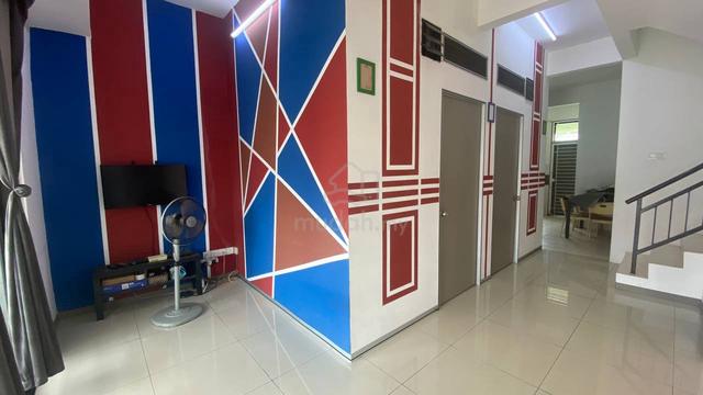 Bilik Sewa SKLIA - LANDED HOUSE at Taman Saujana 1