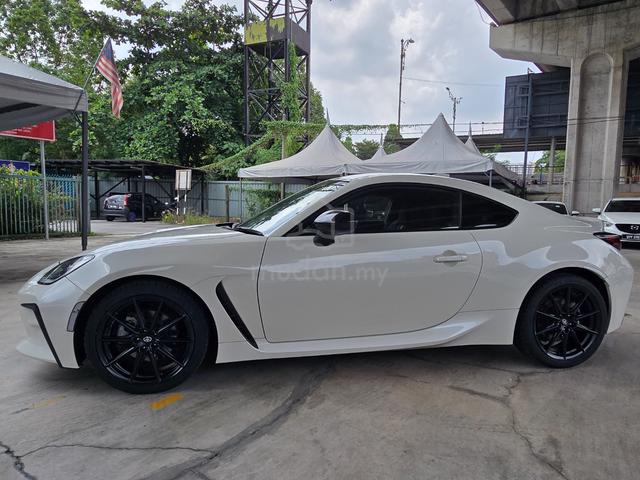 2022 Toyota GR86 2.4 RZ (A) Ready Stock - 2