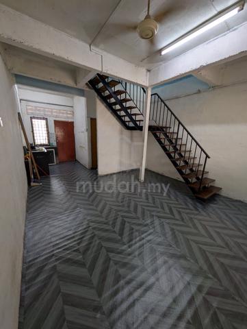 Rumah Sewa 2 Tingkat di Taman Sagumpas 3 1