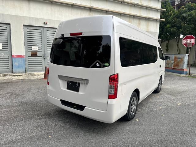 2015 Nissan URVAN NV350 2.5 HIGH ROOF AUTOMATIC - 4