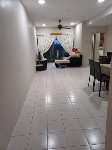 Danga View Apartment 1