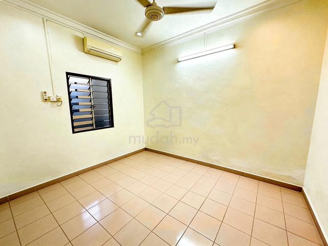 Rare Freehold Terrace House at Glugor Green 1