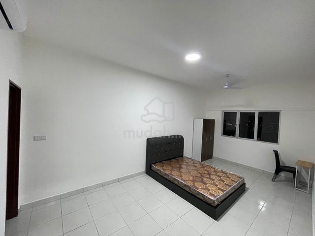 ( Nice Unit ) Bukit Jalil Mercu Jalil master room 3