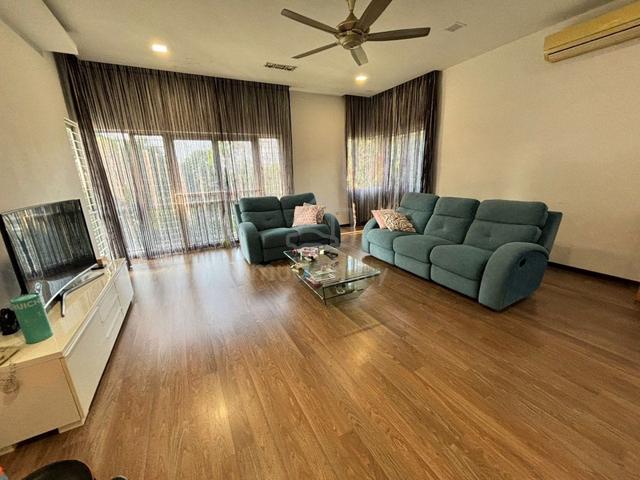 Fully Renovated 1st Floor Corner Unit, Kota Kemuning, Meranti Terrace 1