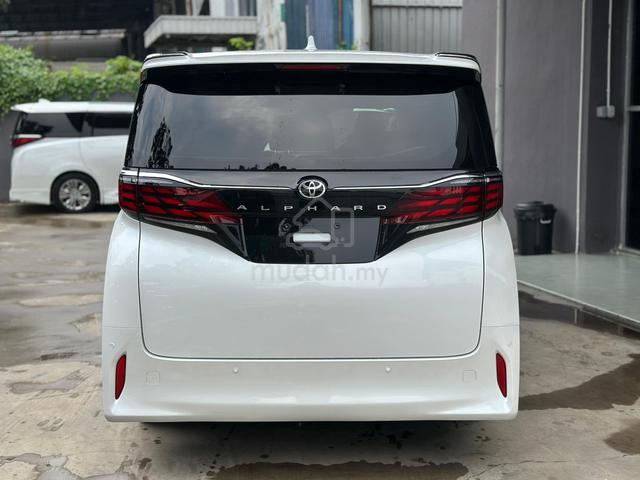 2024 Toyota ALPHARD Z 5A Grade 4k km Merdeka Promo - 4