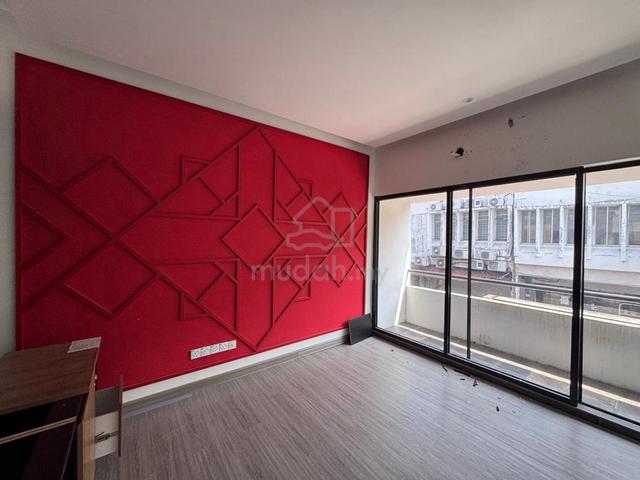 taman melawati jalan bandar 3 (1 st floor office) 2 way entrance 1