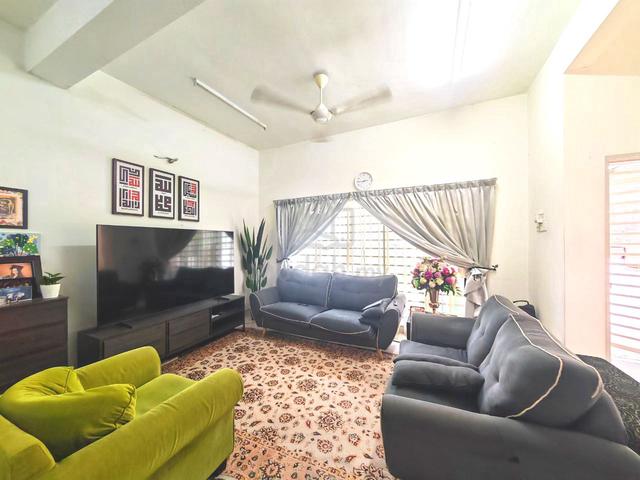 Double Storey House Hillpark 3 Eugenia, Semenyih 1