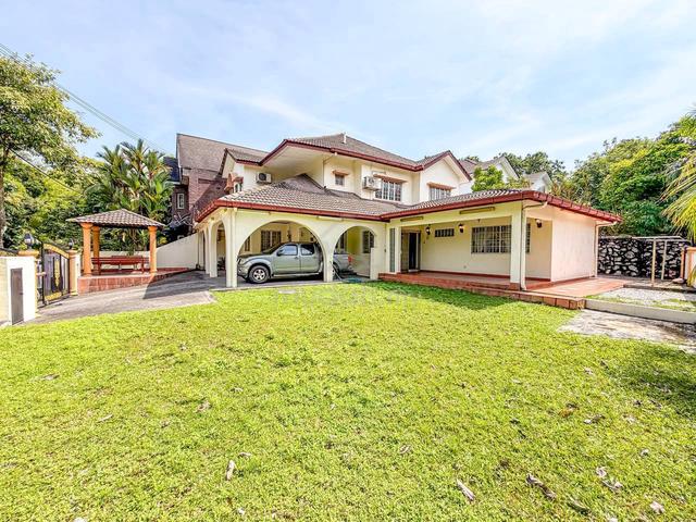 Corner lot🔥Facing open🔥Double Storey Semi D, Seksyen 9, Shah Alam 1