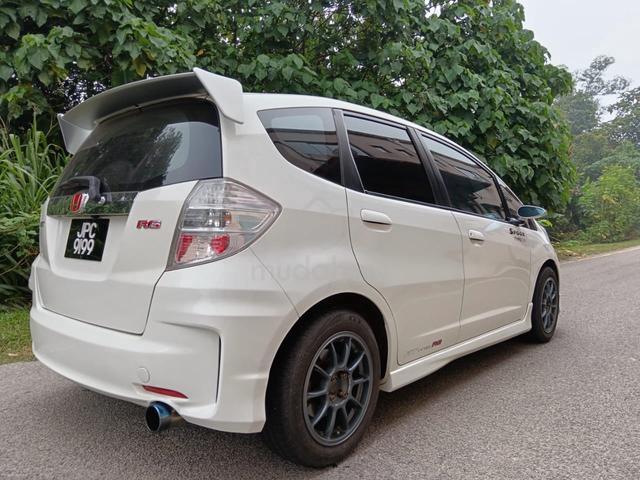 2012 Honda JAZZ 1.3 (HYBRID) FACELIFT (A) - 2