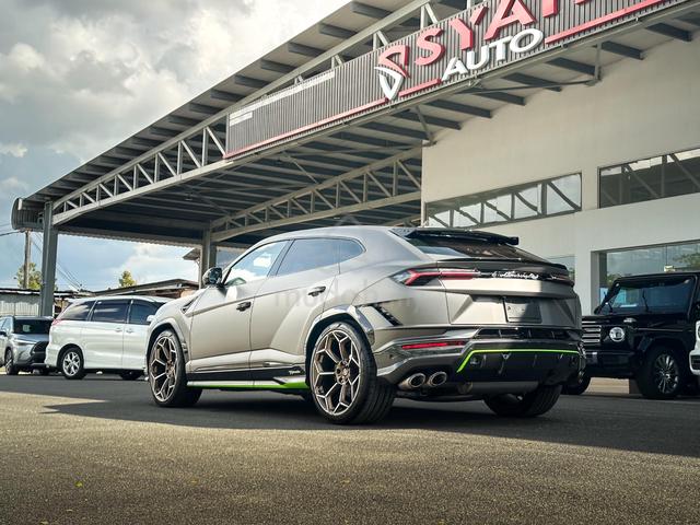 2023 Lamborghini URUS 4.0PERFORMANTE*CAN TRADE IN - 2