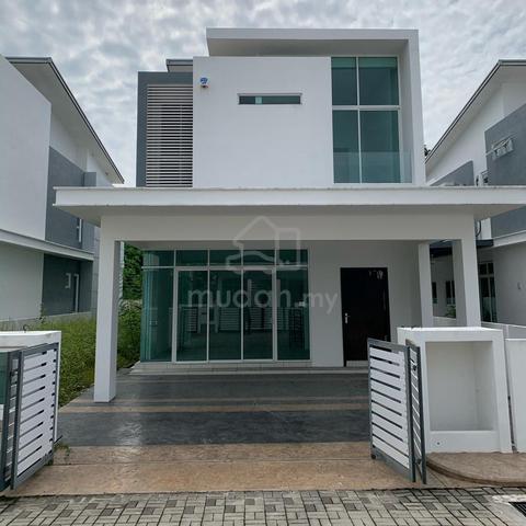 The Glades 2 Storey Zero Lot Bungalow Strategic Location Alma 1