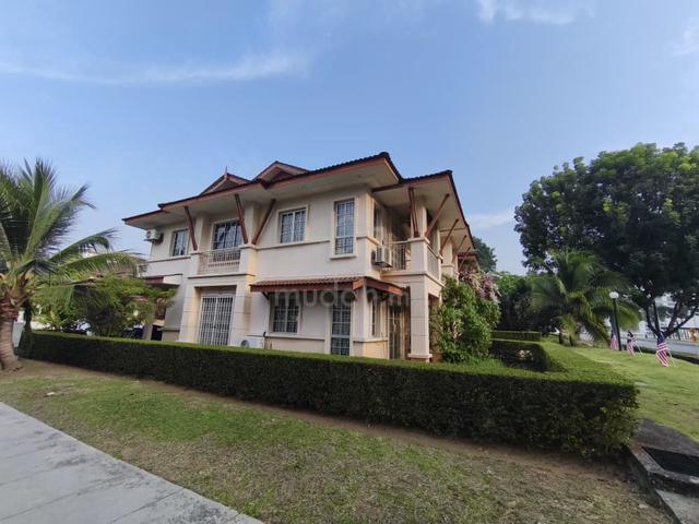Partially Furnished. Endlot Double Storey Presint 9 putrajaya 1