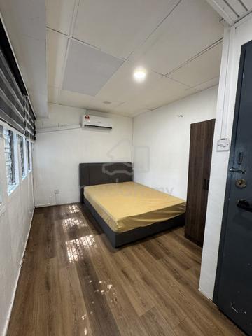 Taman Pelangi Room For Rent Near to CIQ JB 1