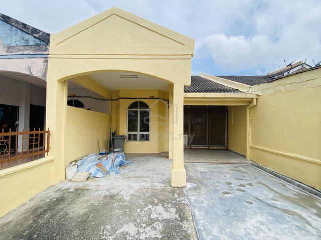 Desa cempaka Nilai | New paint 1