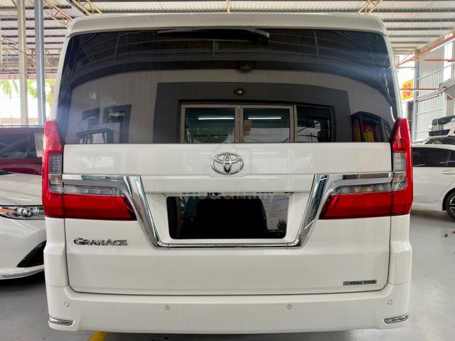 2020 Toyota GRANACE 2.8 PREMIUM (A) - 4