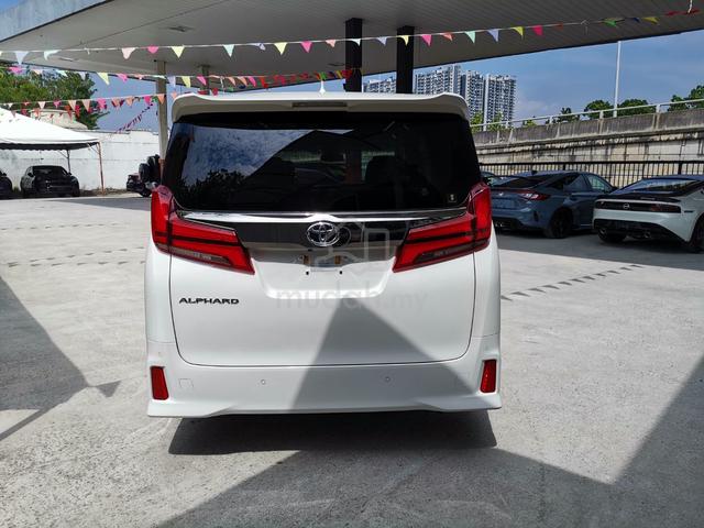 2021 Toyota ALPHARD 2.5 S TYPE GOLD II - 4