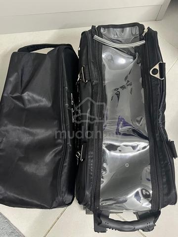 good bowling ball for 200, bowling bag for 100 - photo 4 of 6