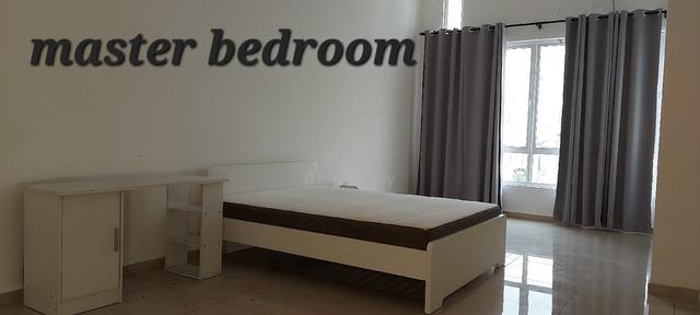 2 female (bestie) or single for master bedroom.. move in now  1