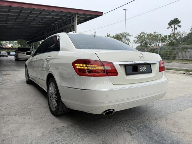 OTR🔥 2011 Mercedes Benz E200 1.8 CGI BLUEEFCY CKD - 4