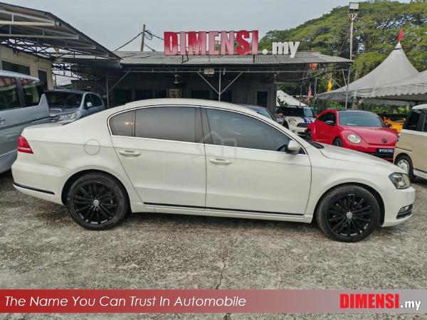 Volkswagen PASSAT 1.8 (A) TAHUN DIBUAT 2014 - 3