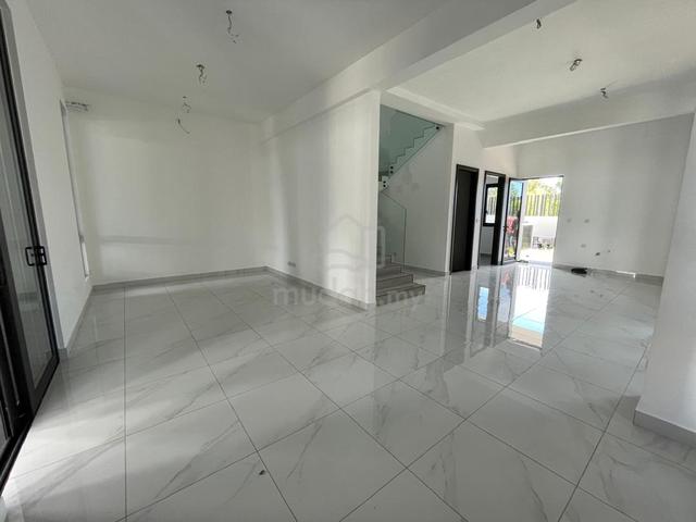Lume Homes / Modern & Luxury Semi-D / Banyan Valley / Kolombong / KK 1
