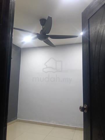 Room for rent 1