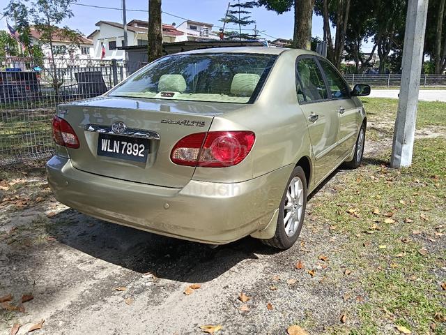 Toyota Corolla Altis 1.8 (G) - 3