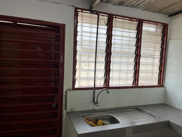 Kepong Main Rd-LInk House Suitable for office 4