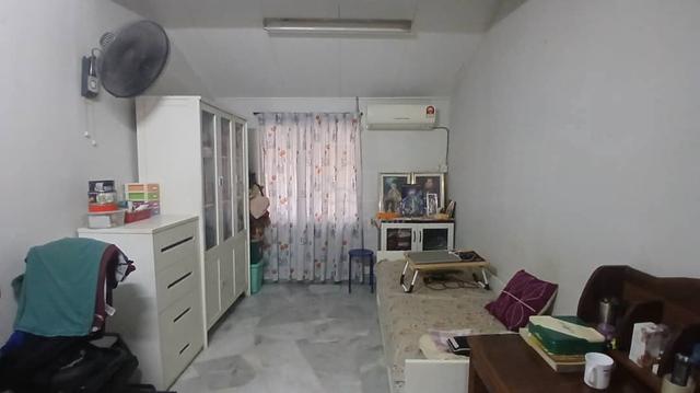 USJ 13 intermediate double story for sale 1