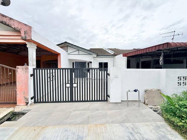 RENOVATED Single Storey Jalan Telipot, Bukit Sentosa 1