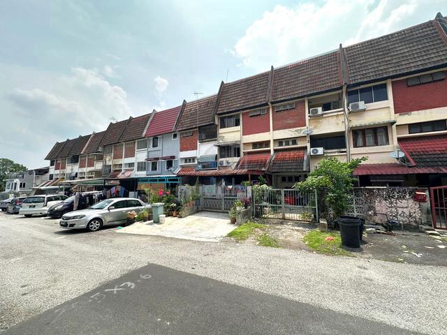 3 Storey House near Ampang Hospital Taman Bukit Teratai (Best Deal) 1