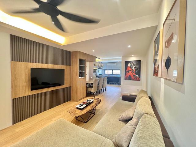 RENOVATED 2.5 Storey Terrace Kampung Lapan Lorong Pandan Kota TOWN 1