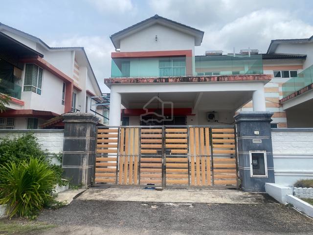 Double Storey Semi Detached Taman Yayasan Segamat For Sale 1