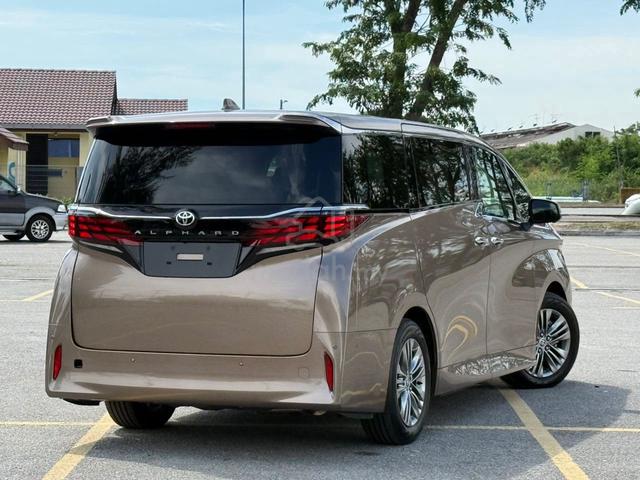2024 Toyota ALPHARD 2.5 Z (A) GOLD COLOUR SIDESTEP - 2
