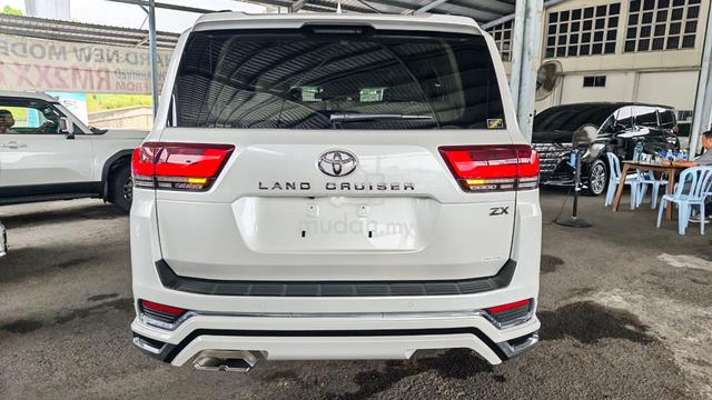 2023 Toyota LANDCRUISER 3.4 ZX FJA300W (A)GRADE 5A - 5
