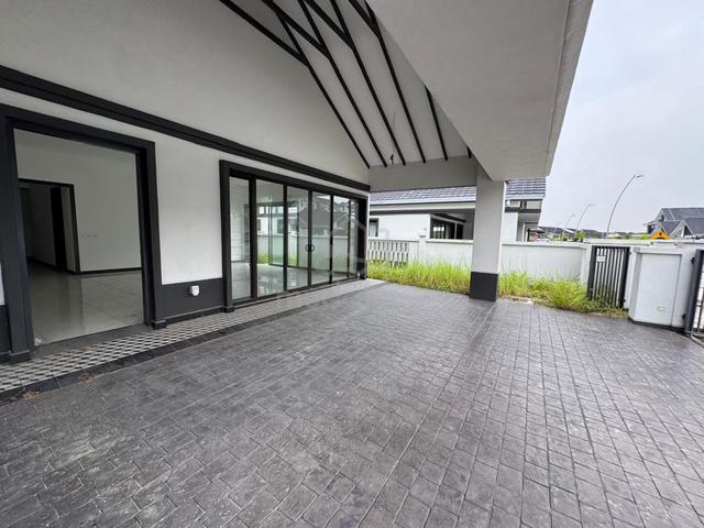 Hevea Semi D, Double Storey Good Deal Elmina Gardens Near TEMU 1
