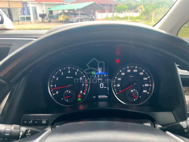 2015 Toyota VELLFIRE 3.5 EXECUTIVE LOUNGE GGH30W - 2