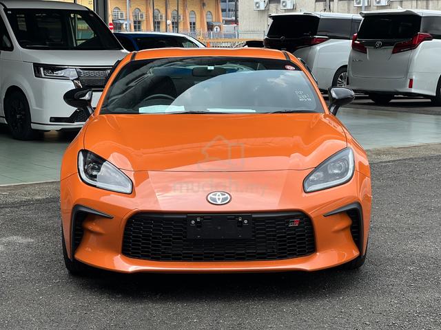Toyota GR86 2.4 RZ MT 10TH ANNIVERSARY SPECIAL EDI - 2