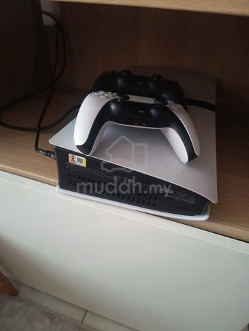 Ps5 Pro 1TB - photo 2 of 2